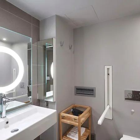 Scandic Frankfurt Museumsufer Ξενοδοχείο 4*