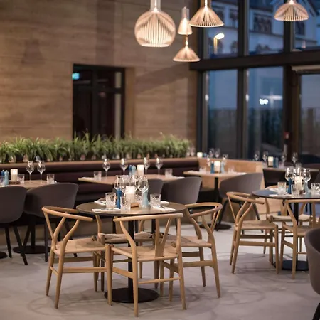 Hotel Scandic Frankfurt Museumsufer 4*