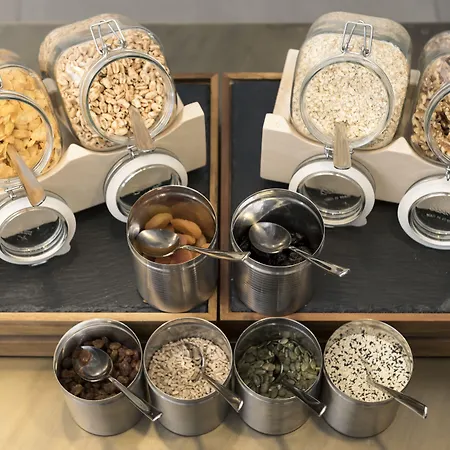 Otel Scandic Frankfurt Museumsufer 4*