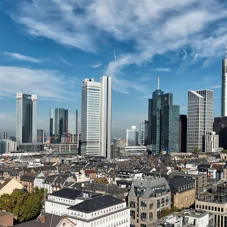 Scandic Frankfurt Museumsufer 4*