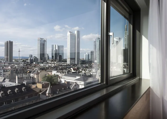 Scandic Frankfurt Museumsufer 4*