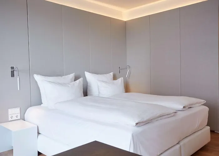 Szálloda Scandic Frankfurt Museumsufer 4*