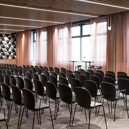 Scandic Frankfurt Museumsufer Otel 4*