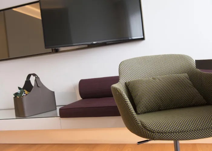 Otel Scandic Frankfurt Museumsufer 4*